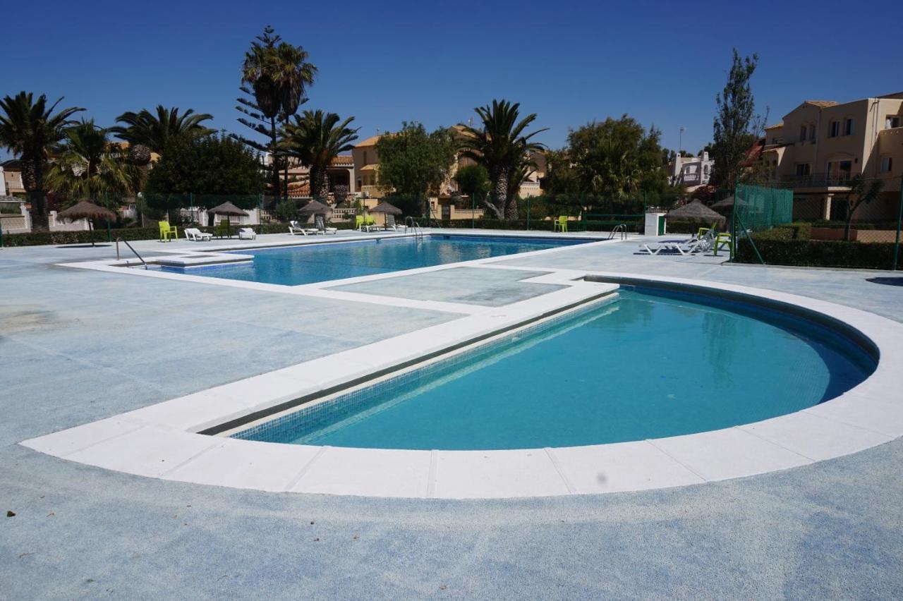 Riviera - Pueblo Italia Apartment โรเกตัสเดมาร์ ภายนอก รูปภาพ
